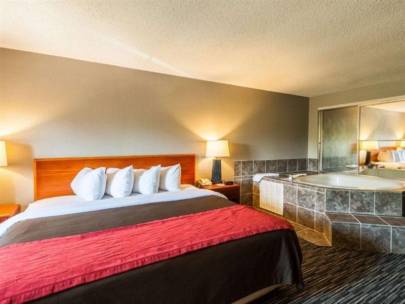Quality Inn Solomons - Beacon Marina المظهر الخارجي الصورة